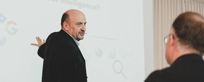 Business Intelligence mit Frank Blau Business Intelligence mit Frank Blau